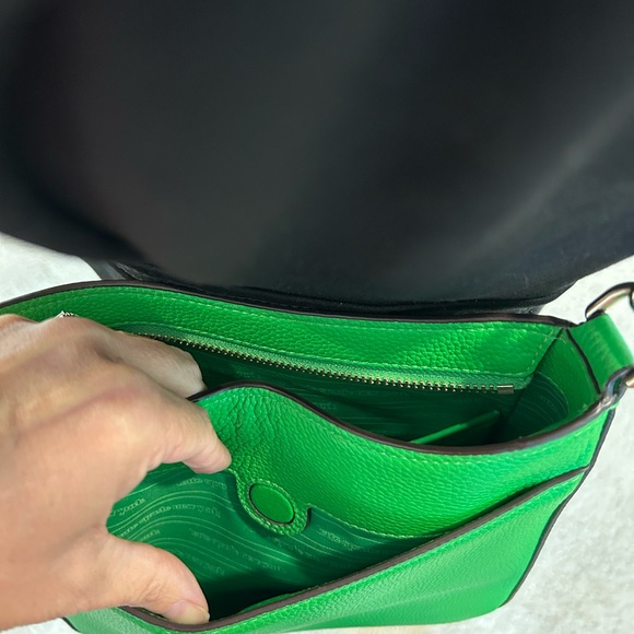 Kate Spade Green Crossbody Bag with Multicolor Strap - Picture 5 of 10